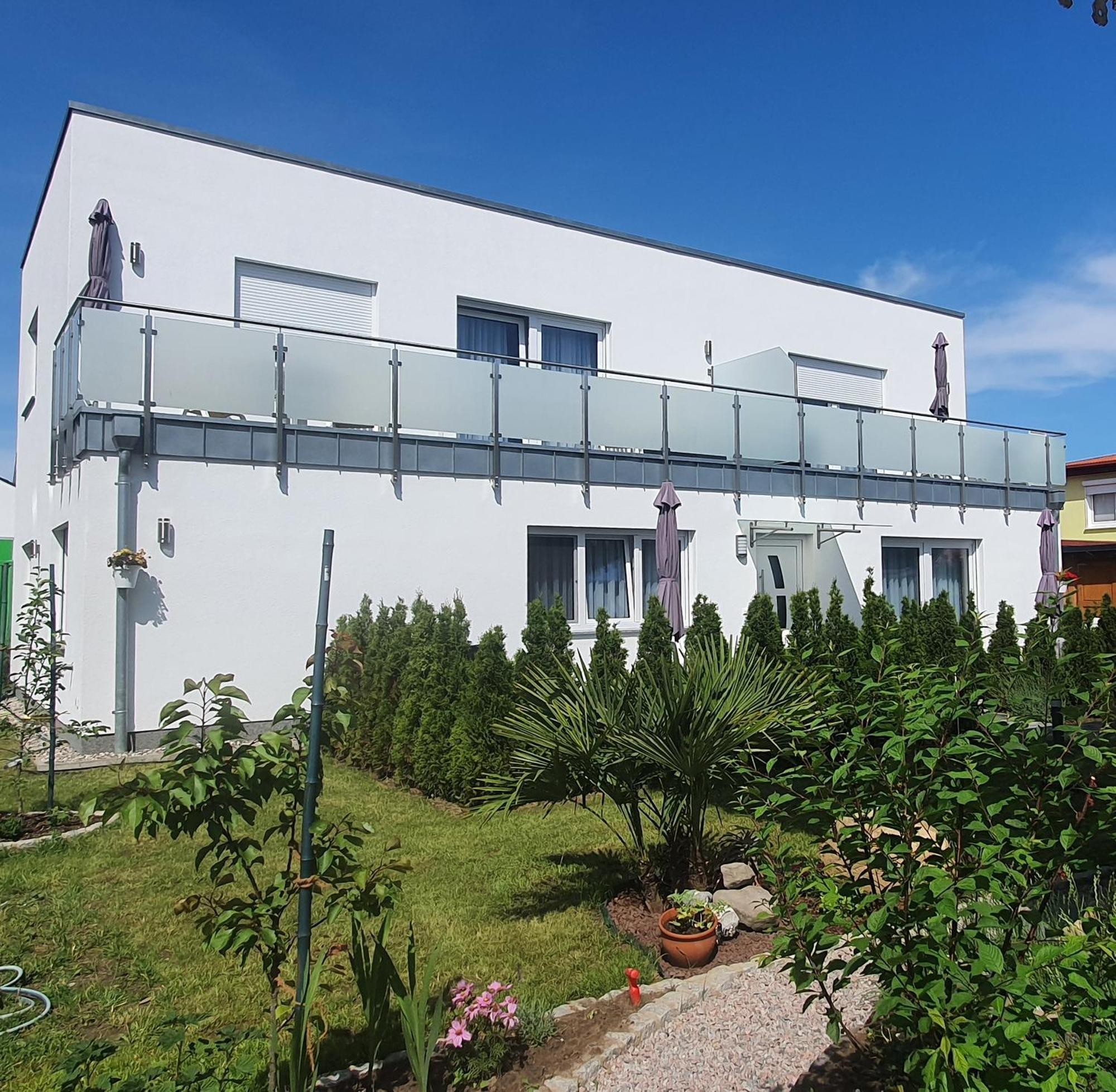 צינוביץ Ferienwohnungen "Godewind", Appartements Mit Balkon Oder Terrasse מראה חיצוני תמונה